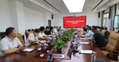 供熱行業(yè)標準編制組參觀考察長輸項目